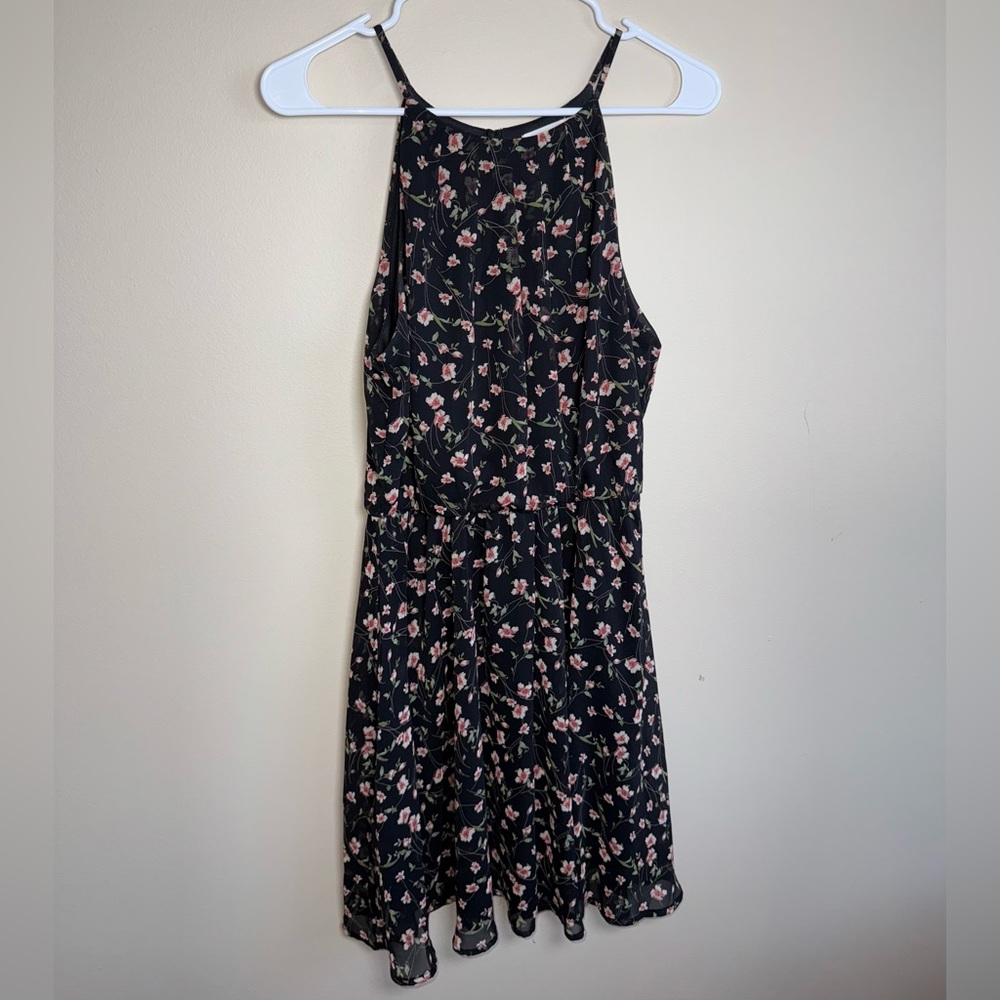 Lush Women’s Floral Dress Size Medium Open Slit Back High Neck Picnic Coquette